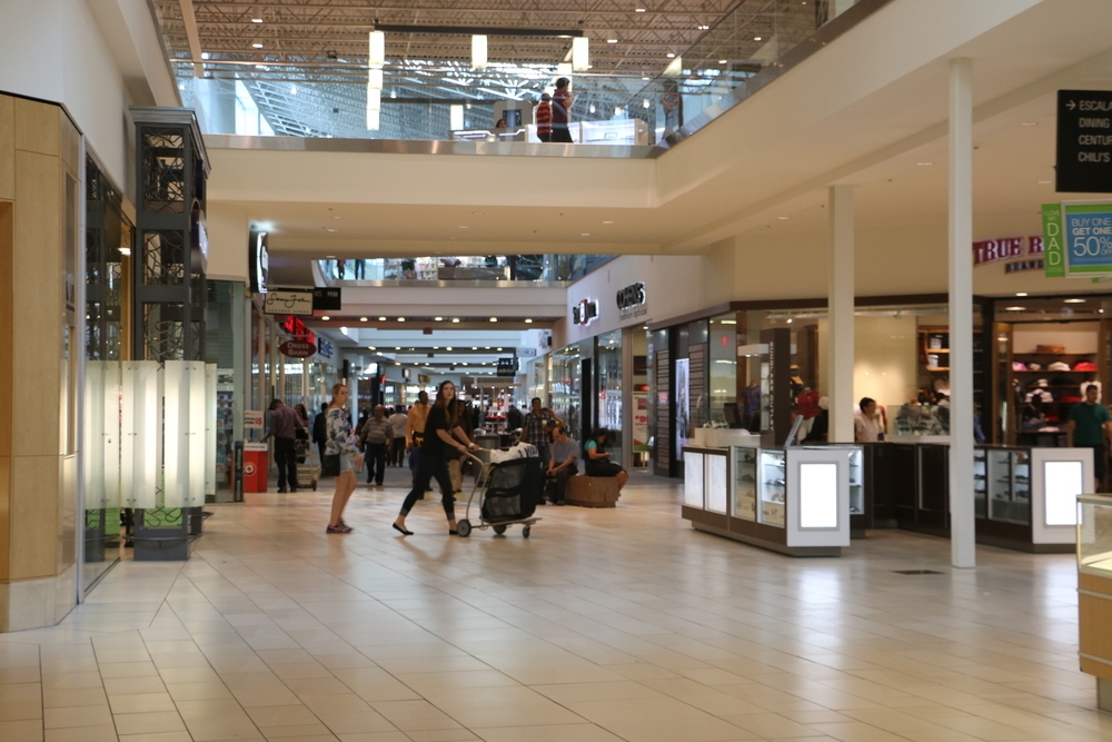 Tommy Hilfiger at The Mills at Jersey Gardens® - A Shopping Center