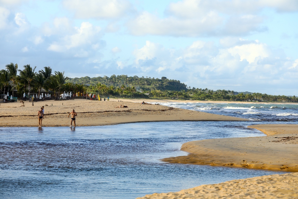 Praia-dos-coqueiros