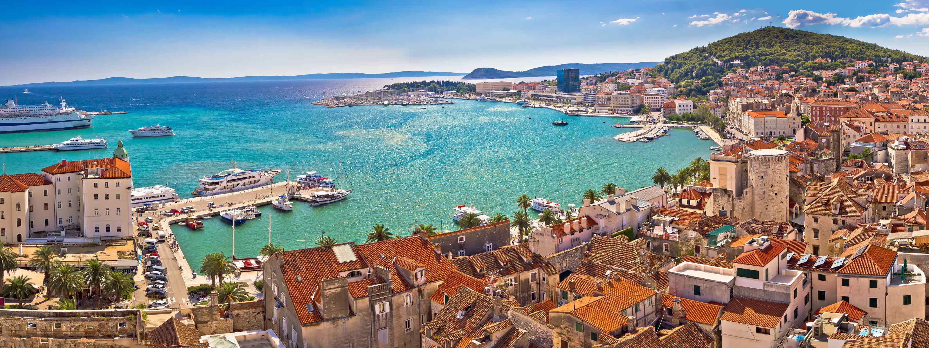 Curtindo a turística cidade de Split na Croácia