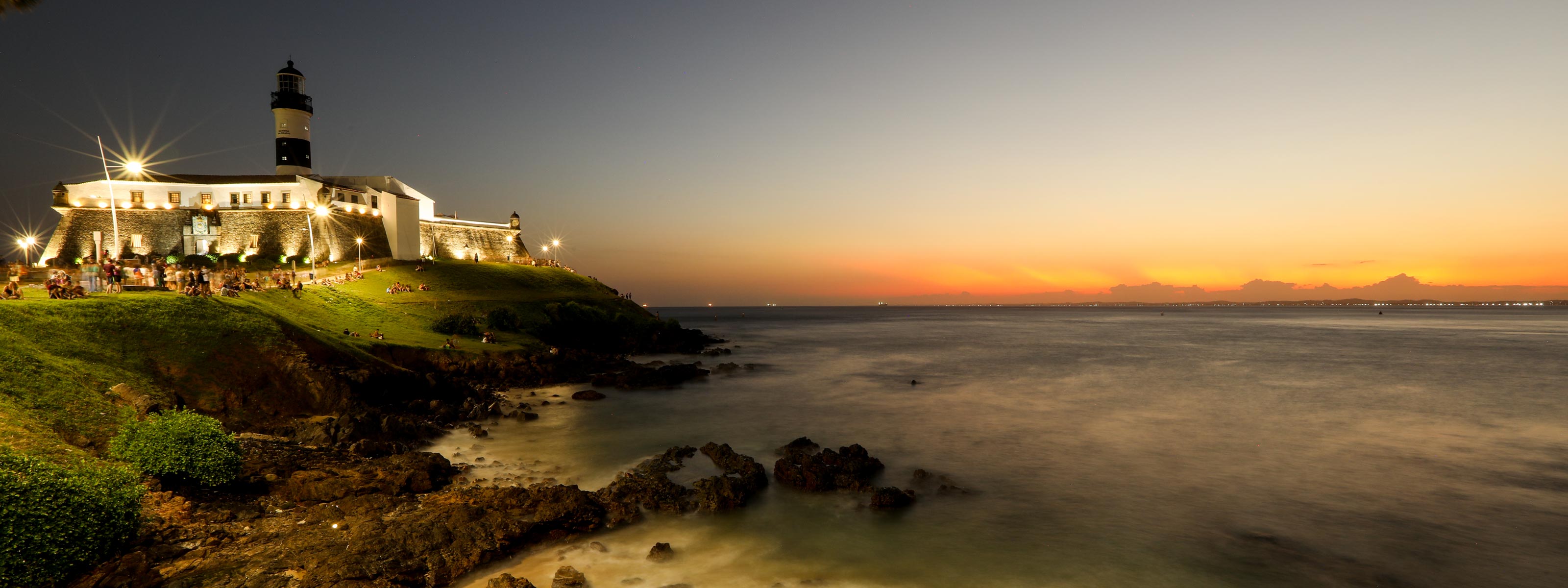 Histórica Praça da Sé Salvador Capital da Salvador Bahia Região Nordeste Do  Brasil