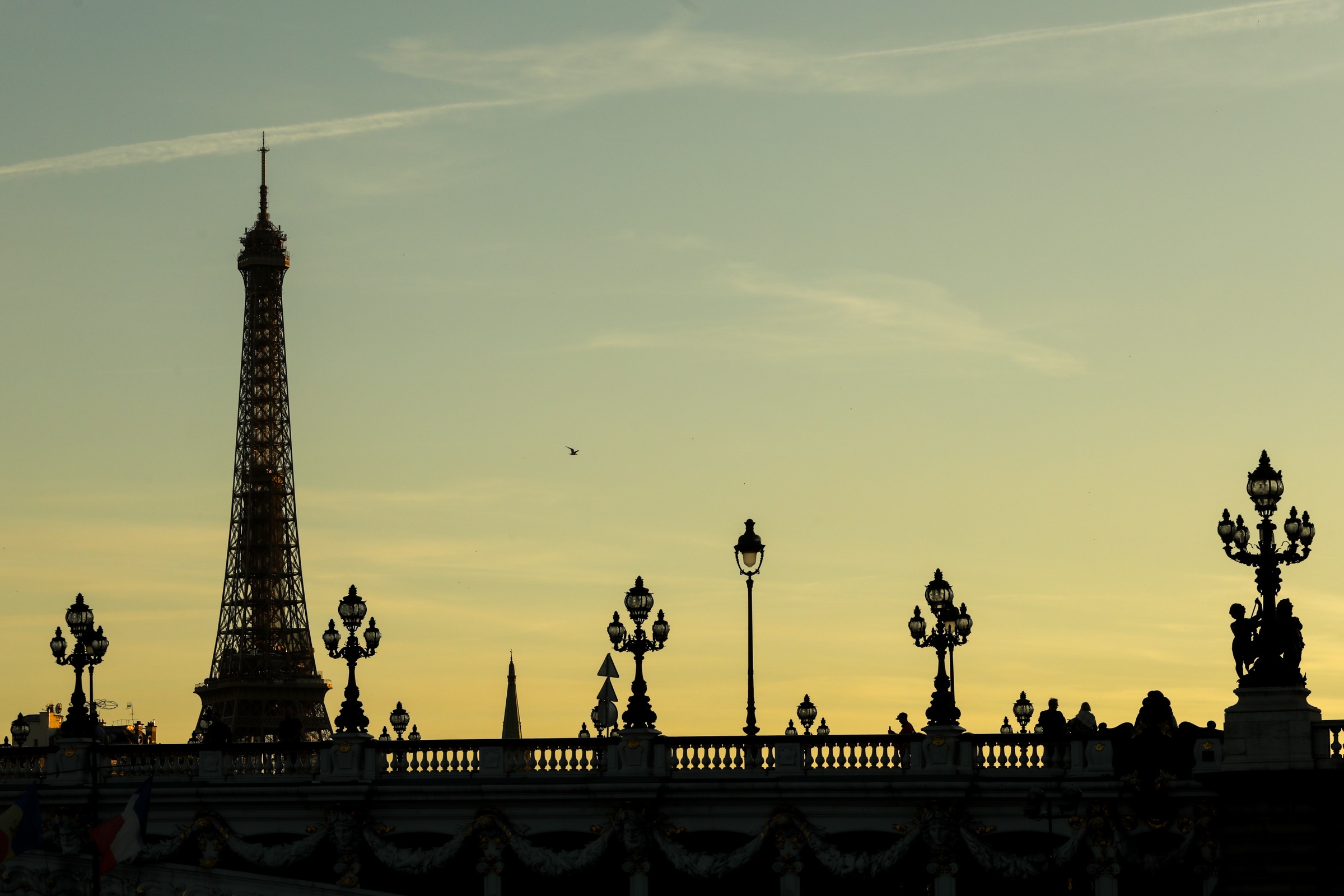 Torre Eiffel por do sol