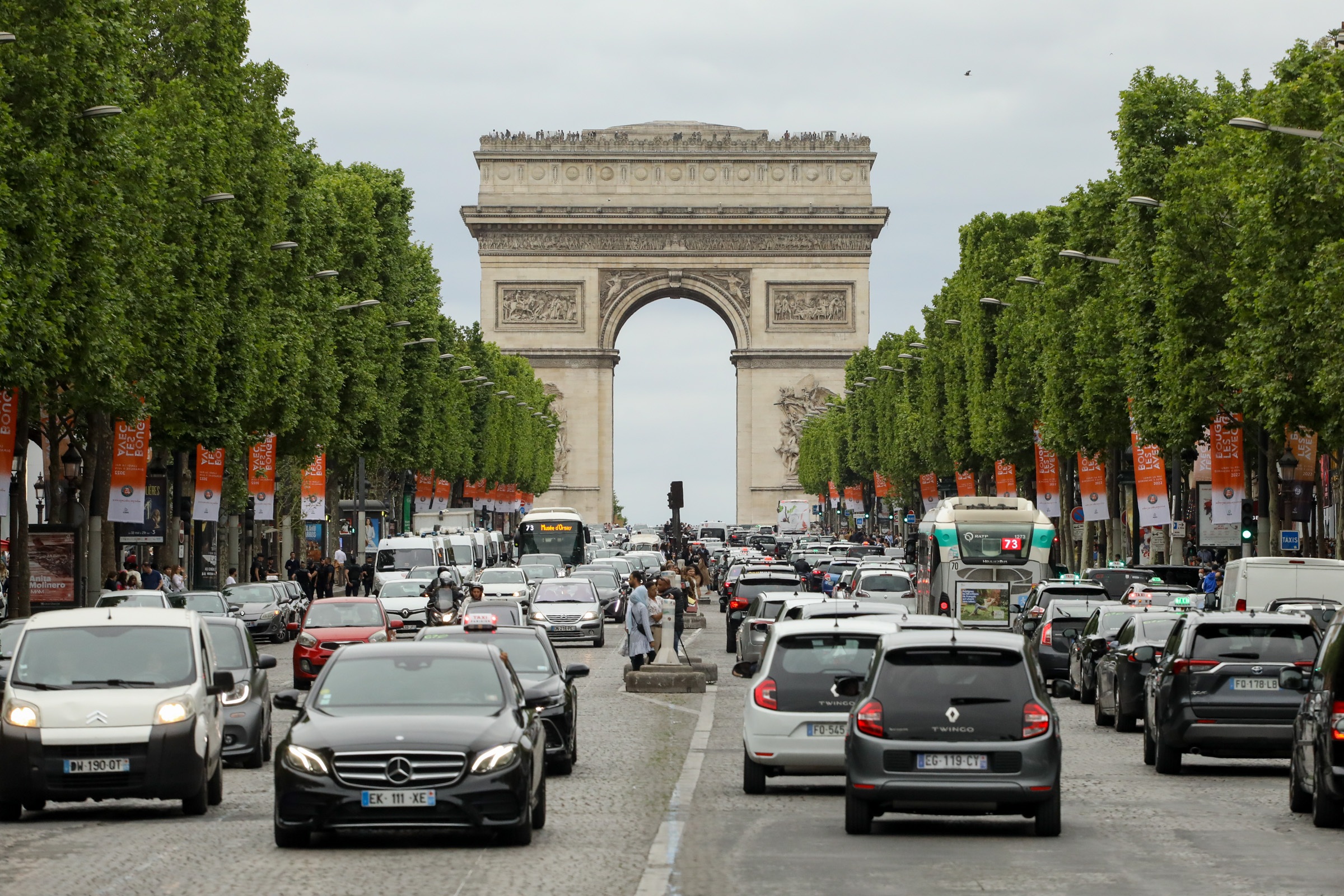 Avenida Champs Élysées