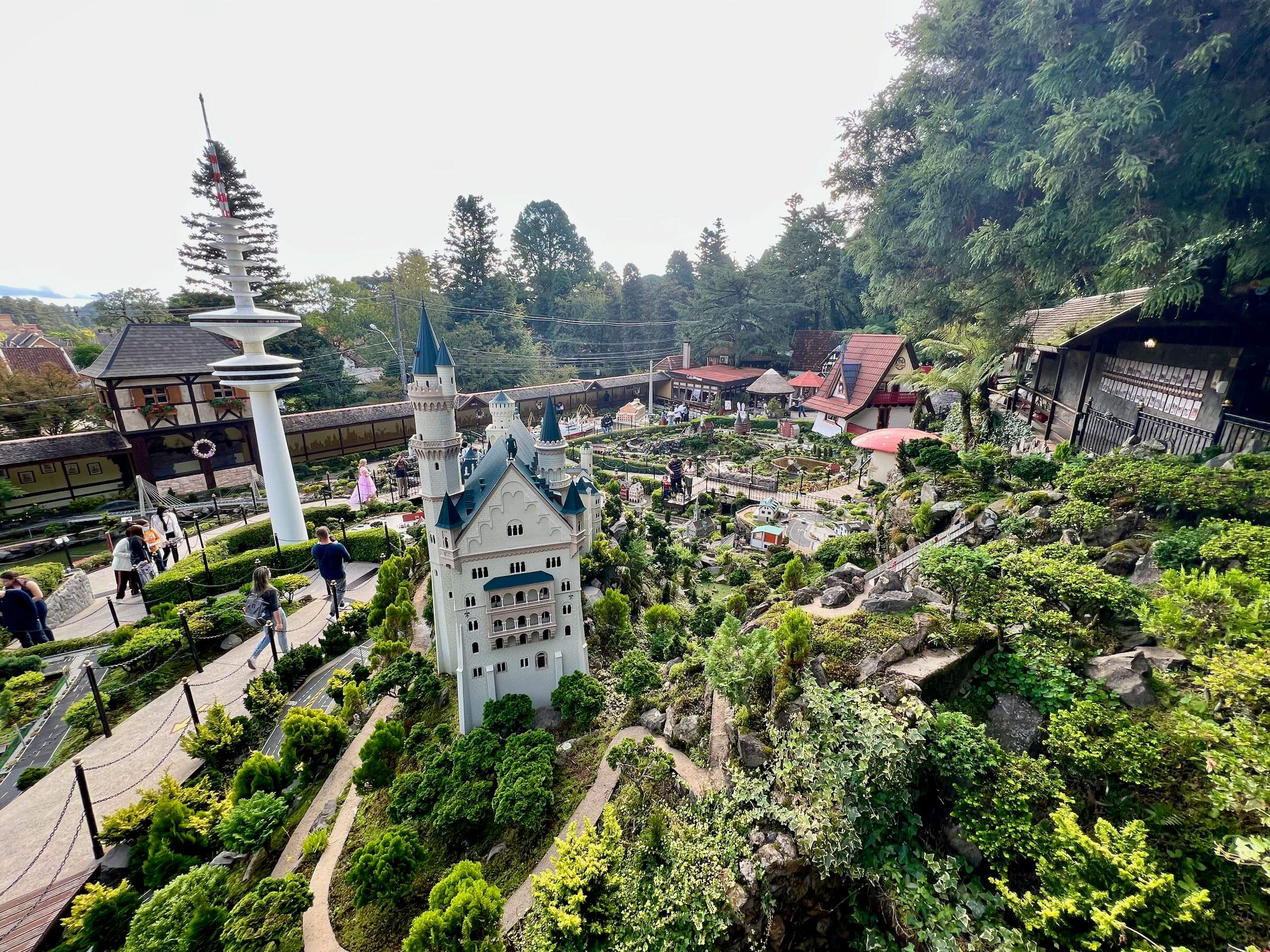 Como chegar até Vinícola Ravanello em Gramado de Ônibus?