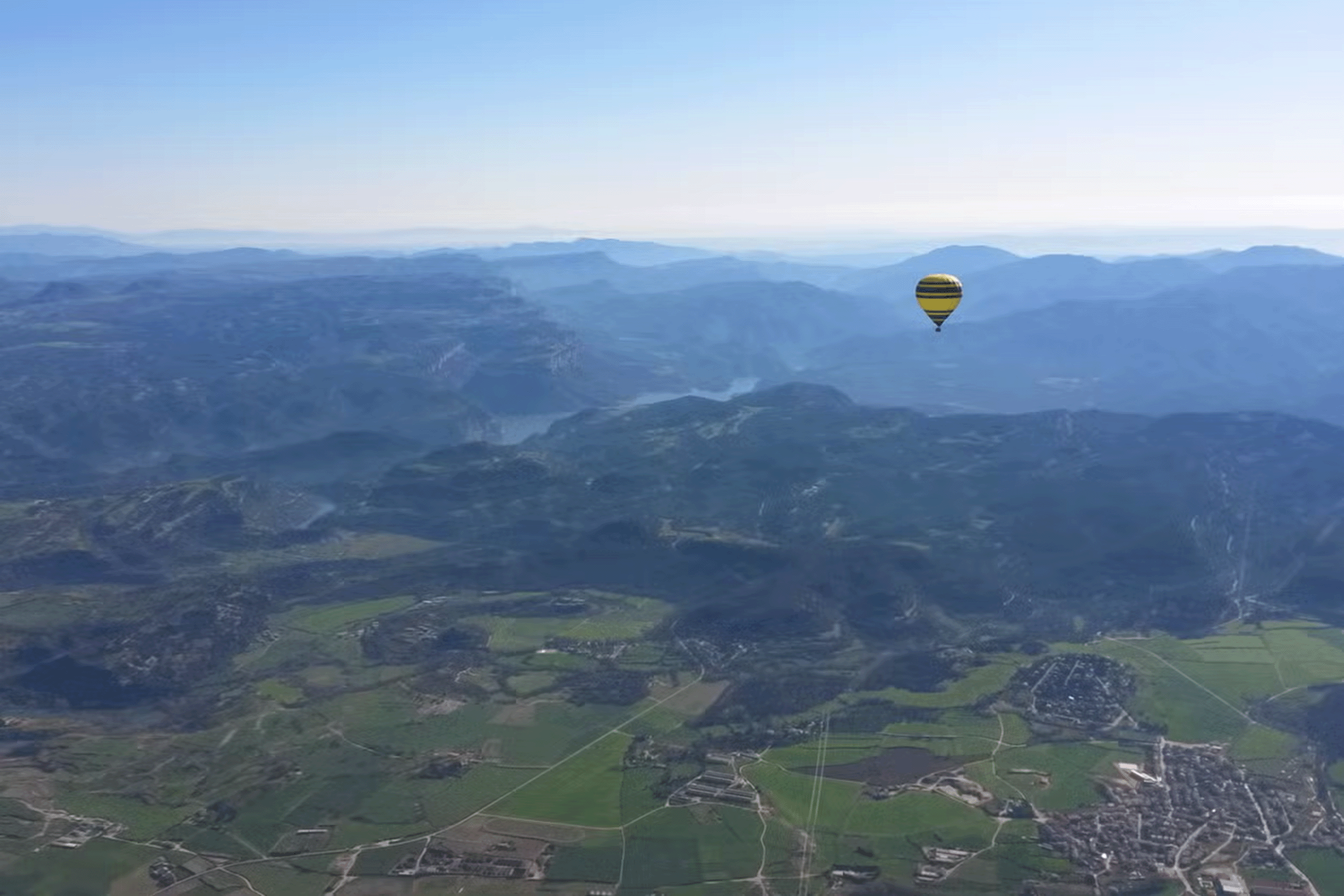 Passeio de balão: dicas, preços e 8 destinos onde realizar esse sonho!