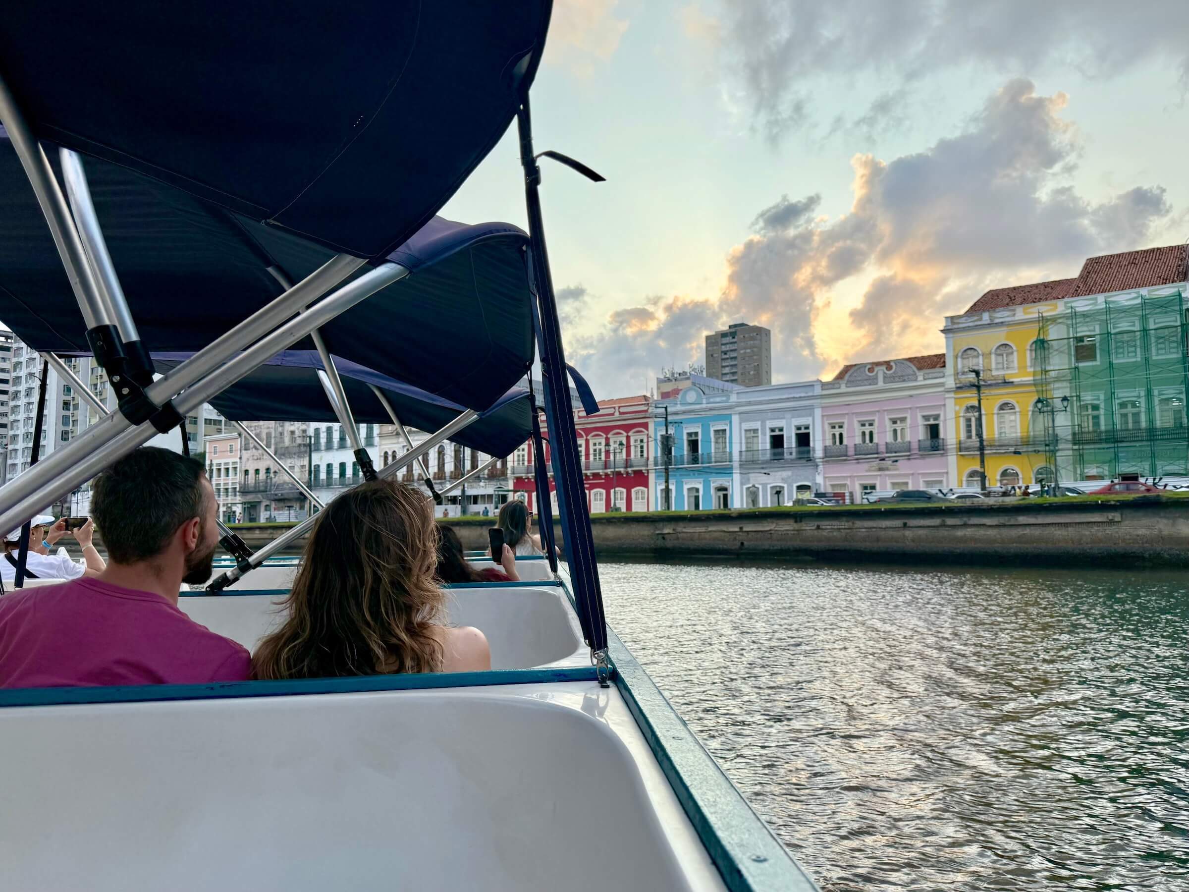 Passeio de Catamarã