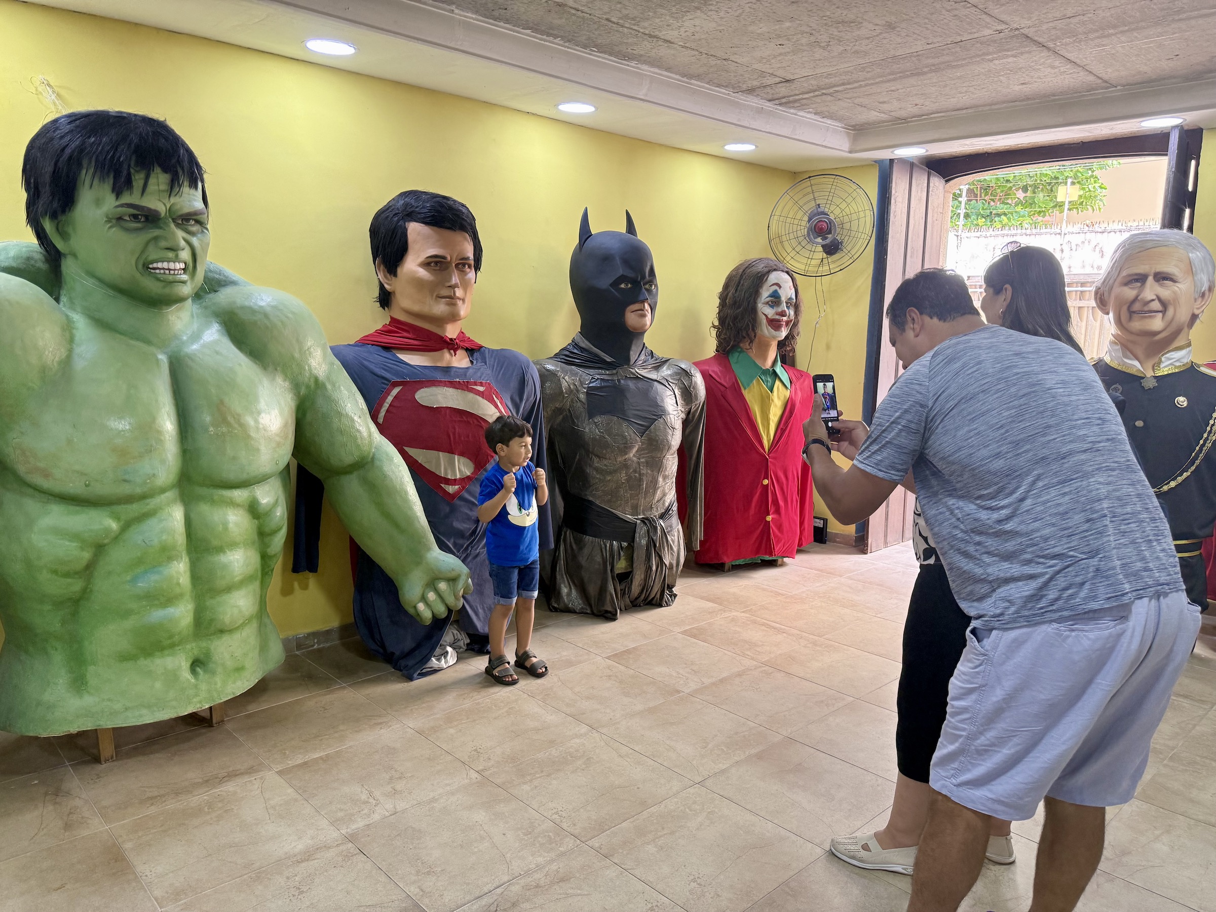 Embaixada dos Bonecos Gigantes