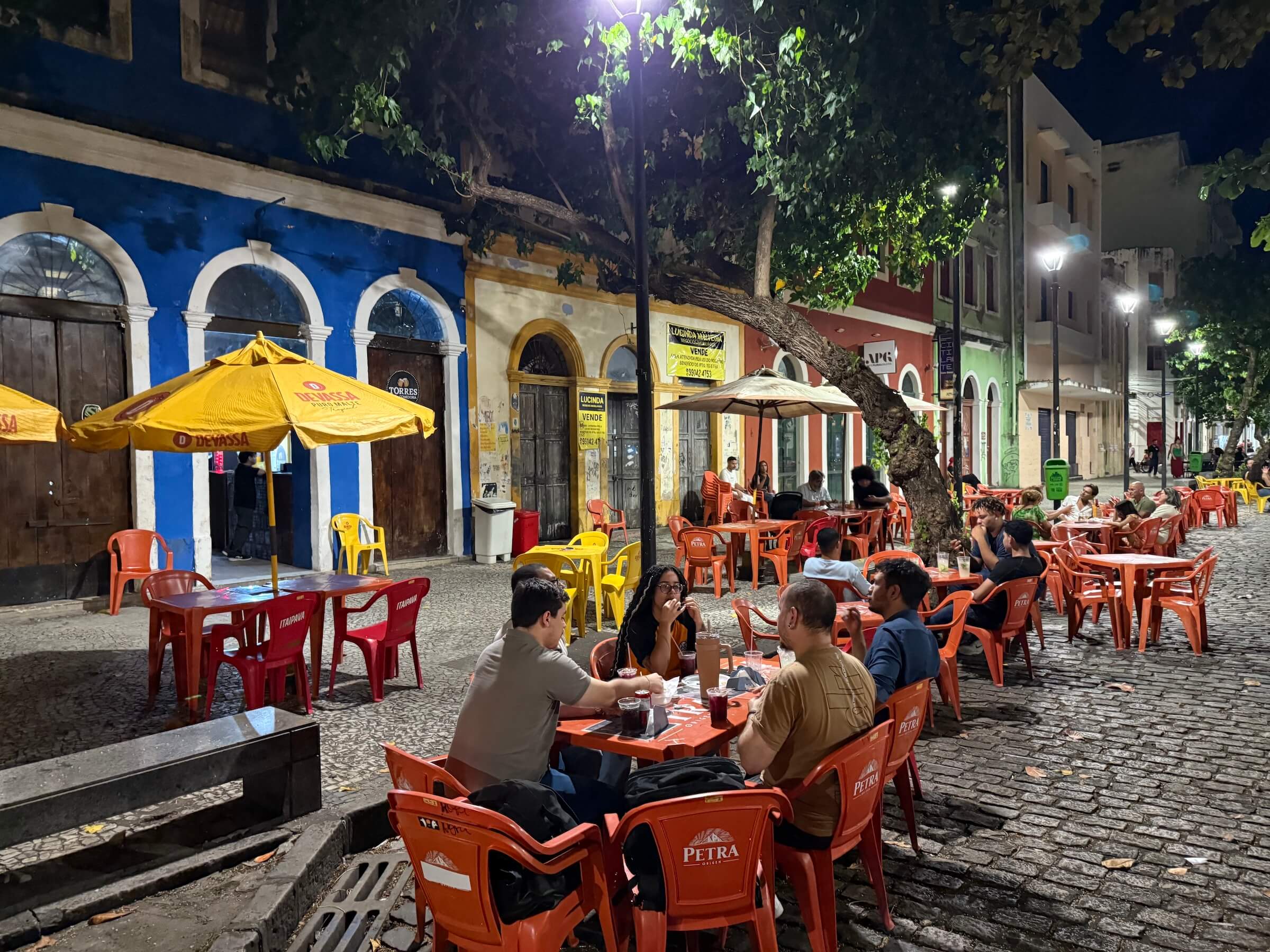 Vida noturna do Recife