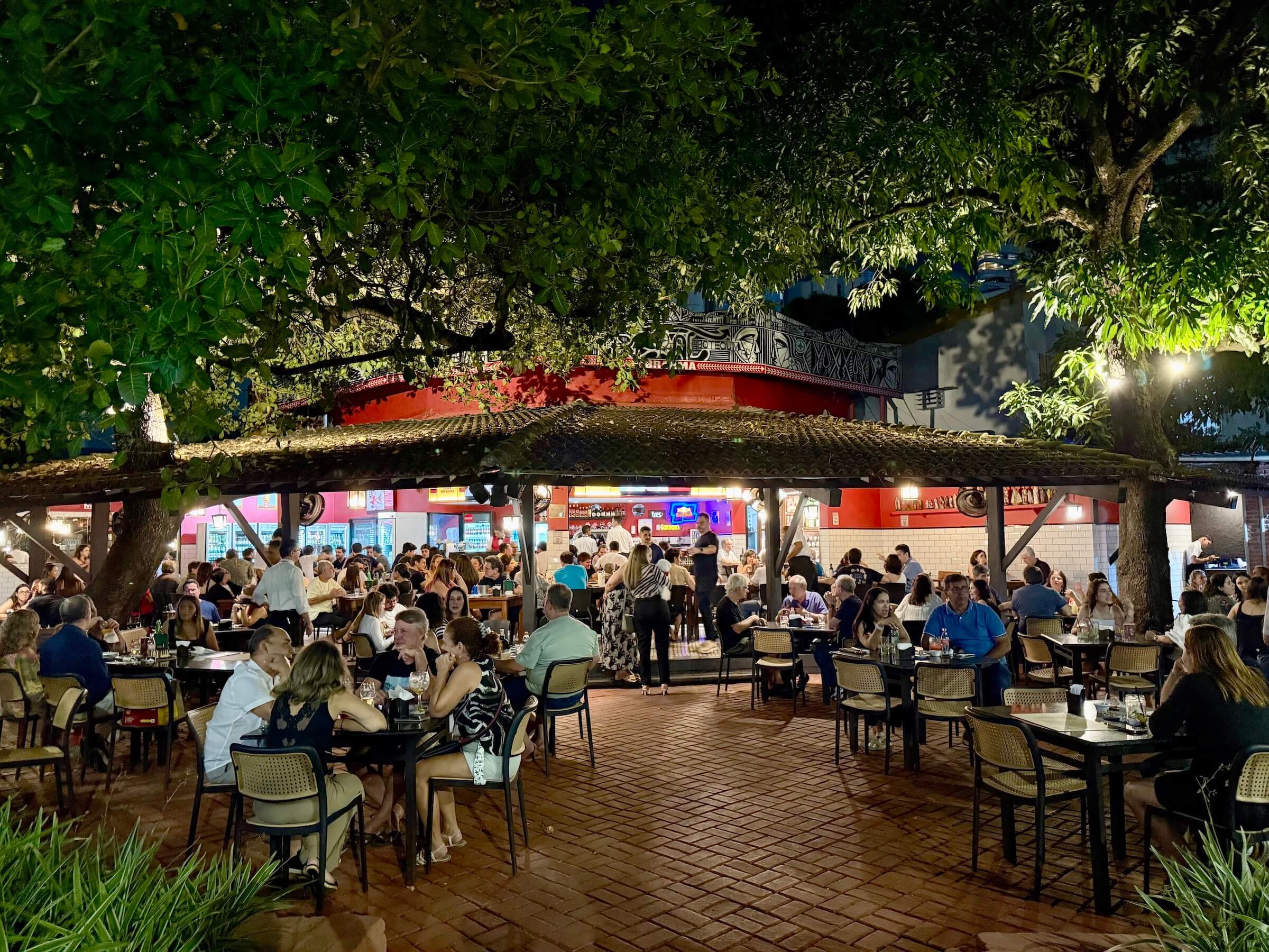 Vida noturna do Recife