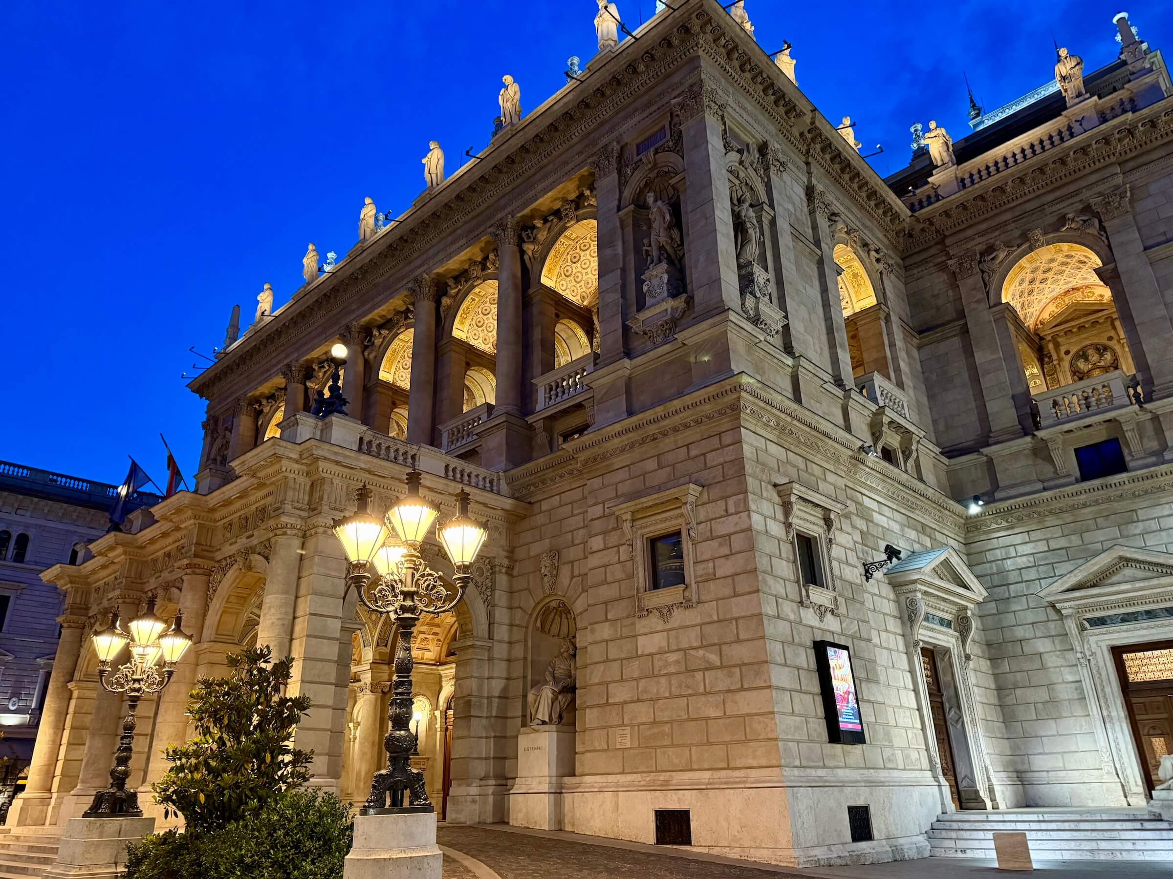 Ópera Estatal Húngara